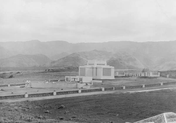 photo of the laie hawaii temple