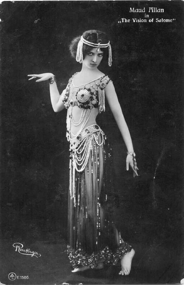 Maud Allan, who starred in the 1906 production of Vision of Salomé, became famous for her rendition of the “Dance of the Seven Veils” and was a major part of the “Salomania” movement in the early twentieth century. Postcard print, circa 1908. Public domain.