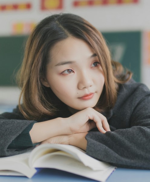 A young woman reading