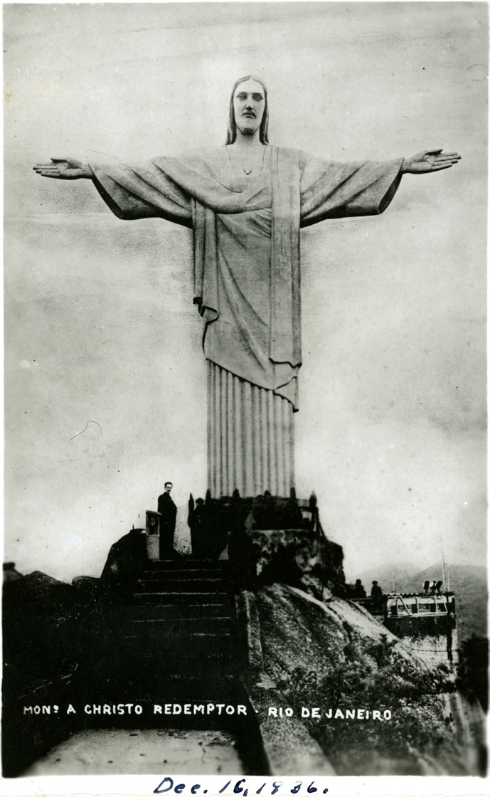 Tourists at the Christ statue known as the Corcovado in Rio de Janeiro, Brazil. Courtesy of CHL.