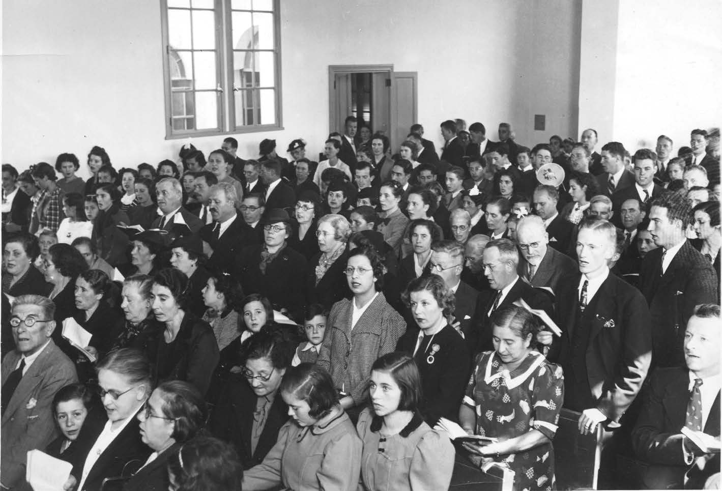 Liniers chapel dedication, April 9, 1939. Courtesy of CHL.