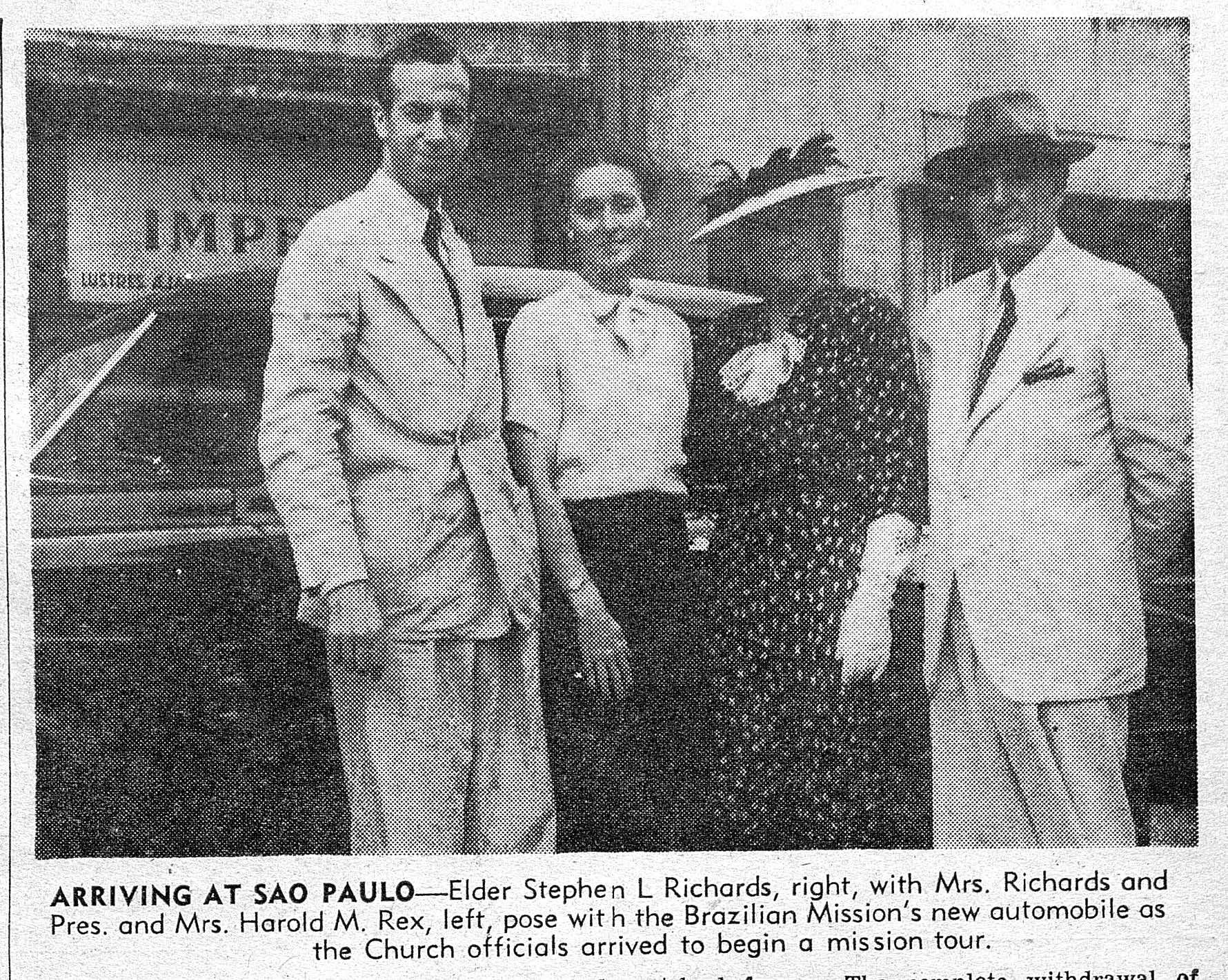 The Richardses arrrive in São Paulo and are greeted by the Rexes. Their new automobile is shown behind them. Courtesy of CHL.