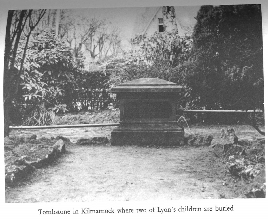 tomb where lyon's children are buried