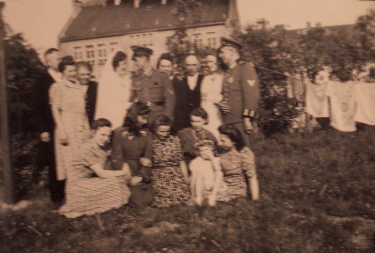 Outdoor wedding photo