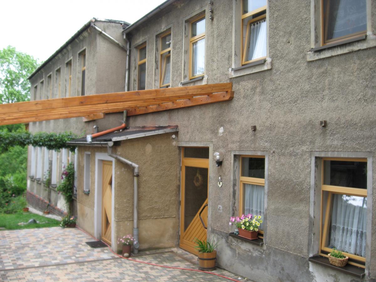 the Hinterhaus that the Hohenstein/Ernstthal branch meet in