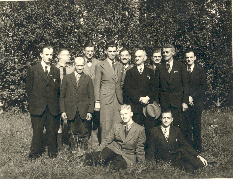Priesthood holders of the Görlitz Branch gathered outside