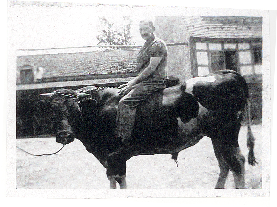 Jakob Christeler on bull