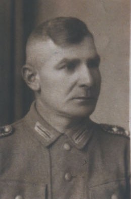 Willi Lessing in uniform