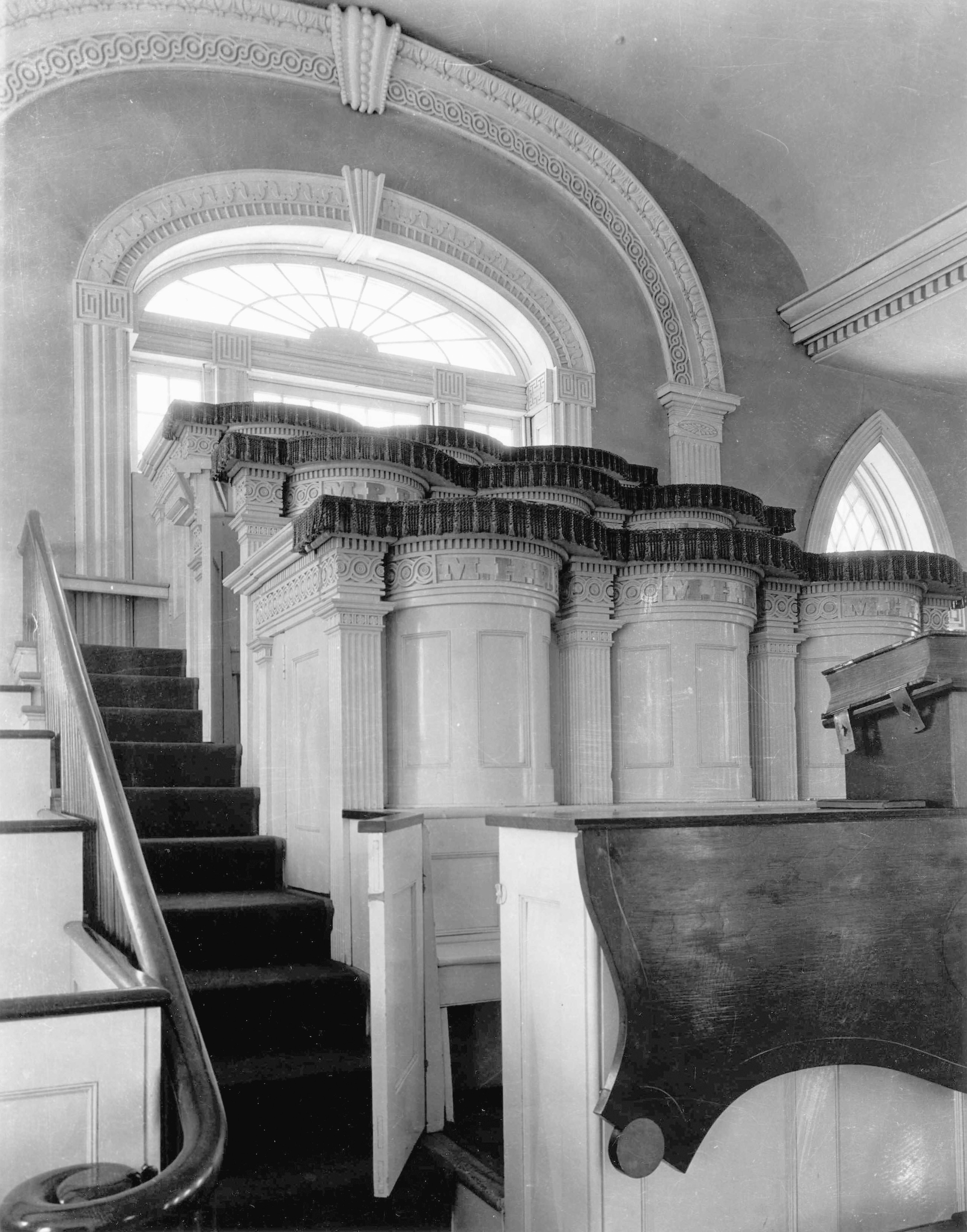 Kirtland Temple interior