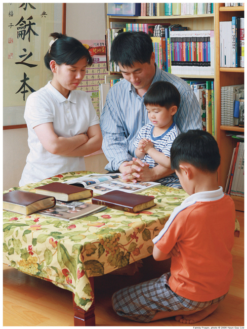 Family Praying