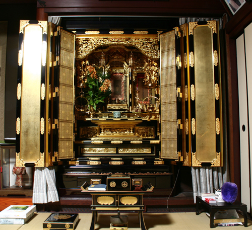 A butsudan, Buddhist household altar