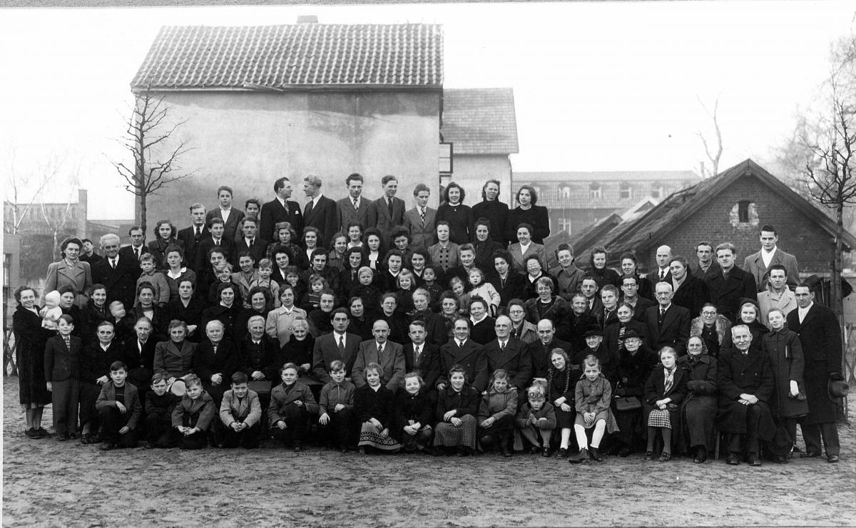 Fig. 3. Surviving members of the Bielefeld District in 1946. (H. Recksiek)