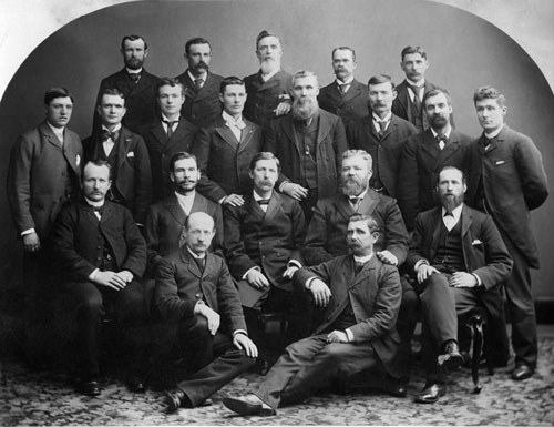 Rulon S. Wells with more missionaries