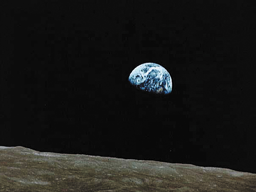 La tierra desde la luna