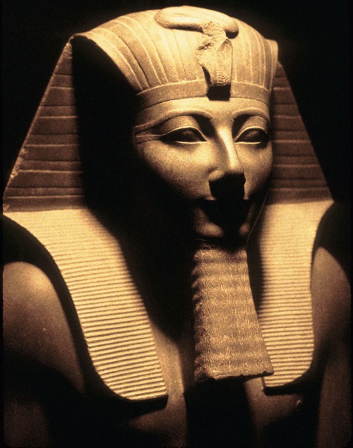 statue of Thutmose III