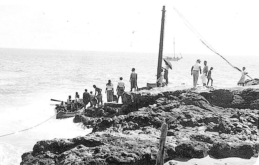 Landing at Niuafo‘ou. Maurice Jensen collection courtesy of Lorraine Morton Ashton.