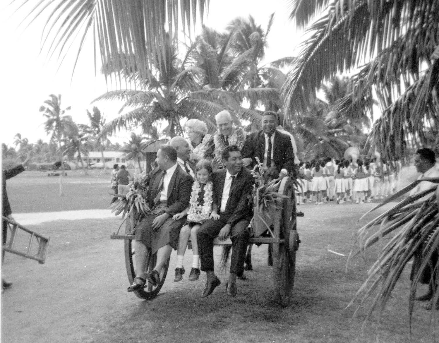 New stake presidents Folau Mahu‘inga and Tevita Ka‘ili. Bill Windsor collection, courtesy of Lorraine Morton Ashton.