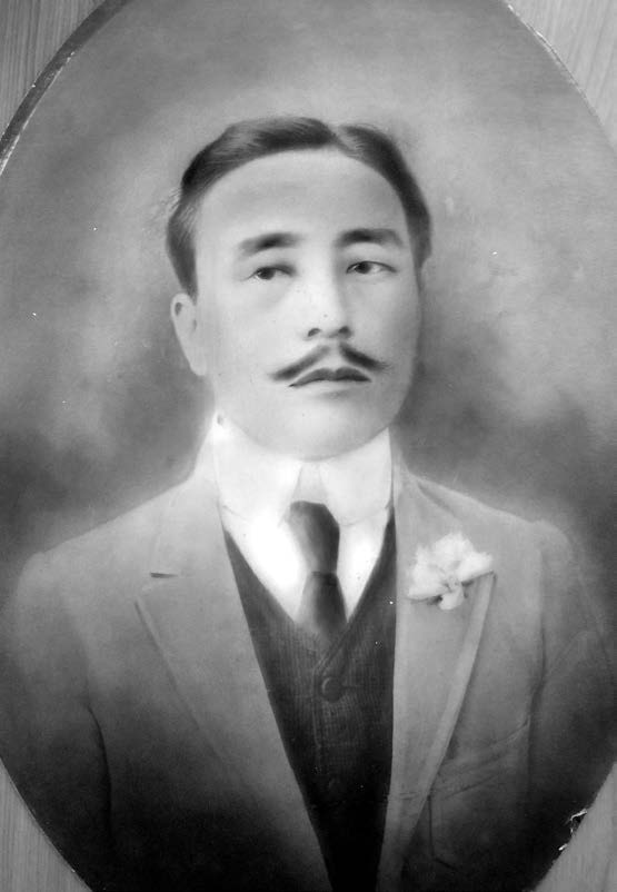 Born in Seoul, Korea, Chai Han Kim was among the earliest Koreans to immigrate to Hawaiʻi. Strong spiritual manifestations led him to join the Church and later be sealed with his family in the Hawaii Temple. Courtesy of Mark Piena.