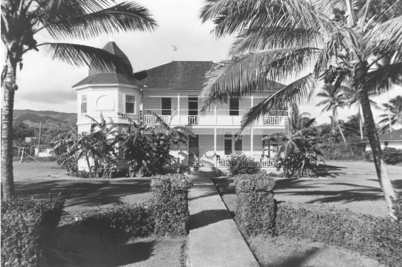 The Lanihuli house was renovated in the early 1930s and would serve as temple housing for the following two decades. Courtesy of BYU–Hawaii Archives.