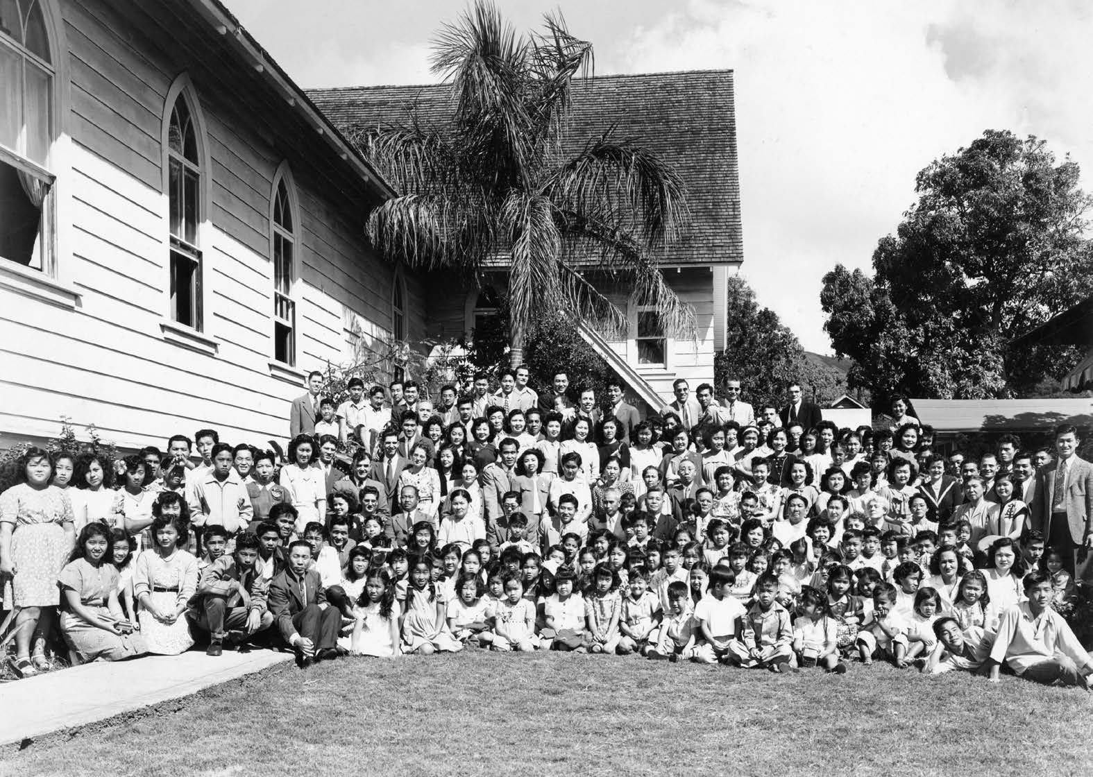 Extolling the strong Asian presence within the Church in Hawaiʻi, Elder J. Reuben Clark Jr. considered the Hawaiian Islands “the outpost of a great forward march [of] the Church” into Asia. Photo of Heber J. Grant and J. Reuben Clark Jr. courtesy of Church History Library. Photo of Japanese Saints in Hawaiʻi courtesy of BYU–Hawaii Archives.