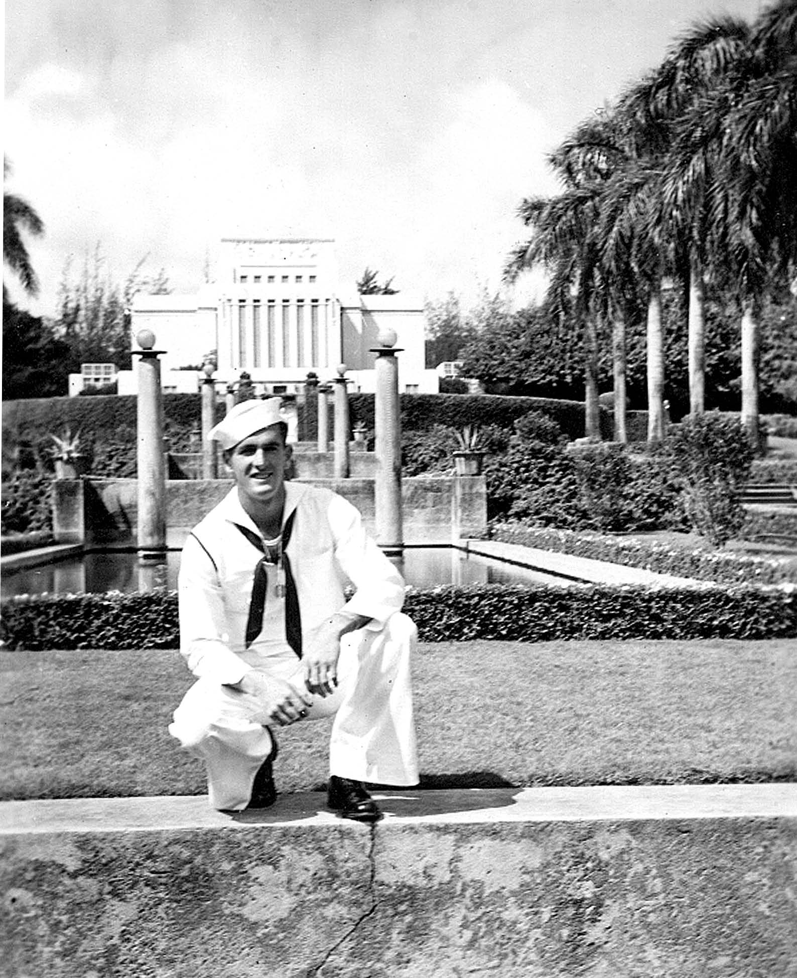 During World War II thousands of servicemen visited the temple grounds. These photos of crew members of the battleship North Carolina were likely taken in 1942 after their ship was struck by a torpedo and then docked in Hawai‘i for repairs. Left: Crew member John Stewart poses in front of the temple. Photos courtesy of battleship North Carolina, used by permission.
