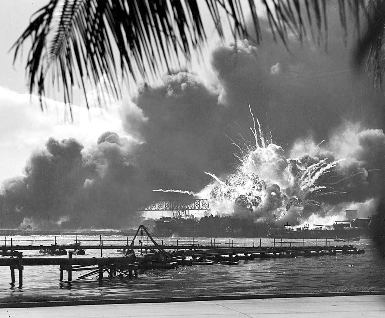Only twenty nautical miles from the temple, the attack on Pearl Harbor drastically altered life in Hawai‘i. Six weeks later, amid minimal normalcy, Church meetings resumed, along with reduced temple sessions. Courtesy of Wikimedia Commons.