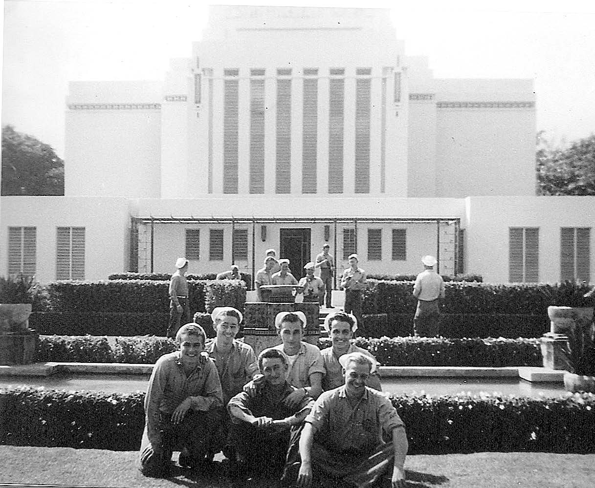 Convoys of trucks took World War II soldiers to places of interest in Oʻahu. These convoys would come to the temple and unload upwards of five hundred at a time. Photos courtesy of BYU–Hawaii Archives.