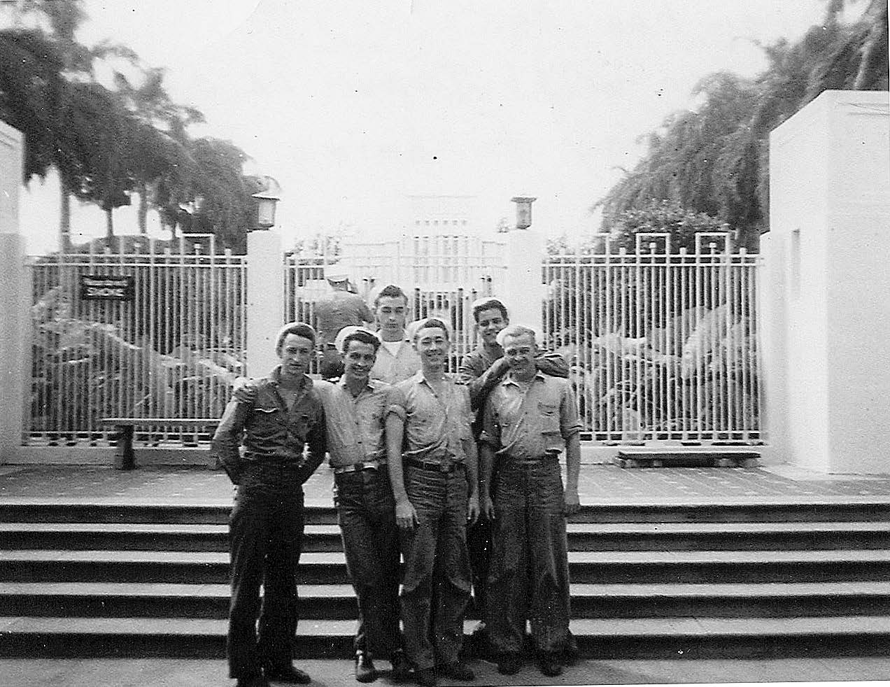 Convoys of trucks took World War II soldiers to places of interest in Oʻahu. These convoys would come to the temple and unload upwards of five hundred at a time. Photos courtesy of BYU–Hawaii Archives.