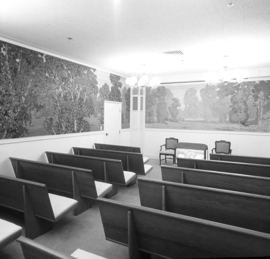 With the temple remodel, patrons would no longer move progressively through the creation, garden, and world rooms for a live endowment session. Instead, each of the three rooms could now feature a full film presentation of the endowment, serving more patrons, a major reason for the remodel. Courtesy of BYU–Hawaii Archives.