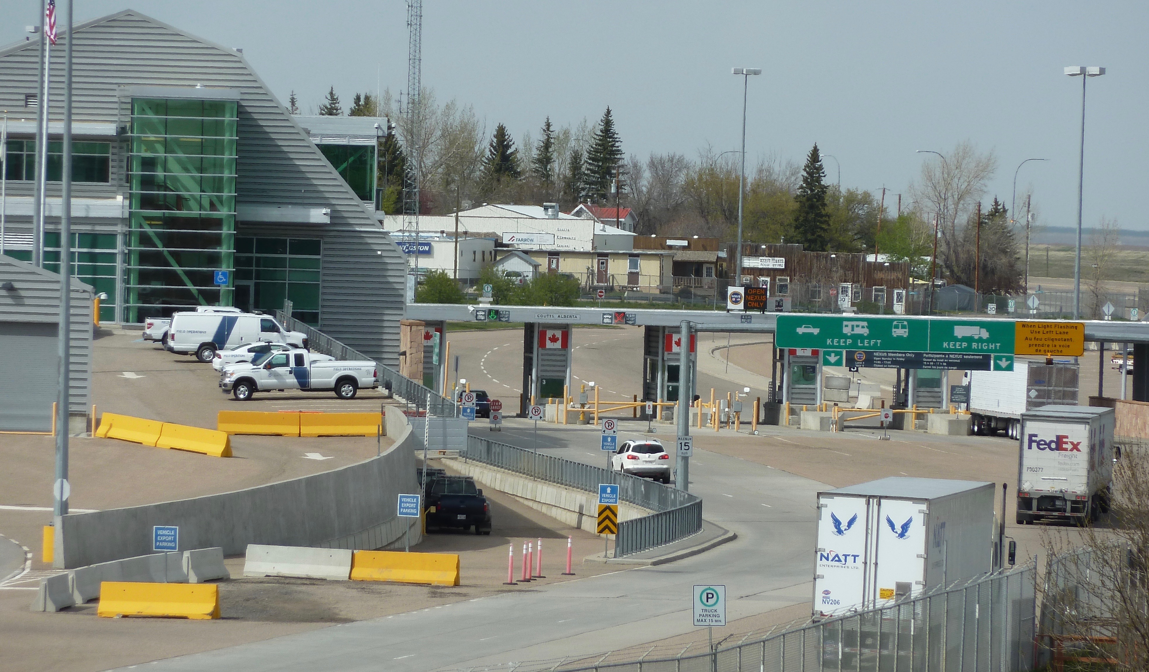 US and canada boarder