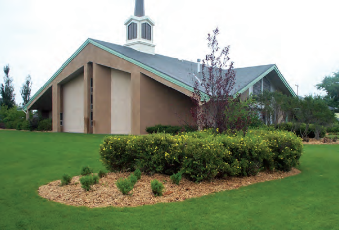 The second meetinghouse in Saskatoon is located at 339 Fairmont Drive, Saskatoon, and was dedicated in 2003. Saskatoon was the first city in Saskatchewan to have two operating meetinghouses. (Kenneth Svenson)