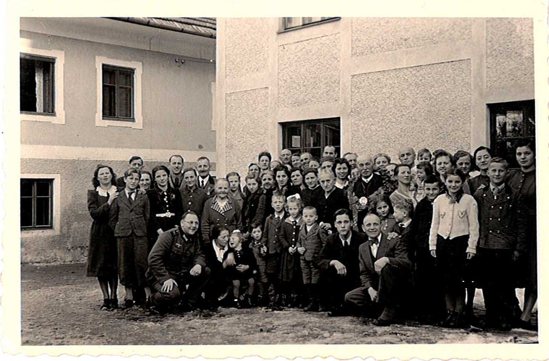 members outside meetinghouse