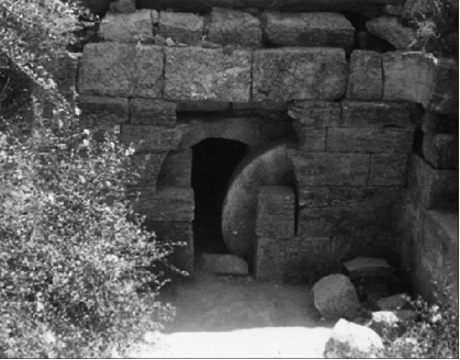 "Jewish rolling stone tomb at Midras"