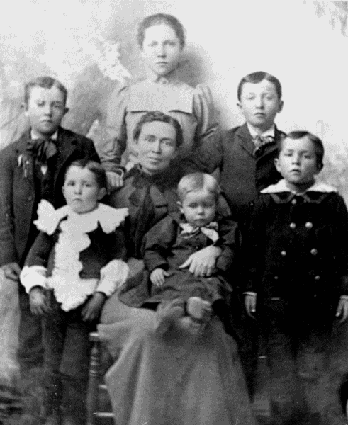 Ida with her children.