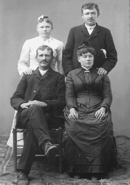 Charles and Annie with siblings.
