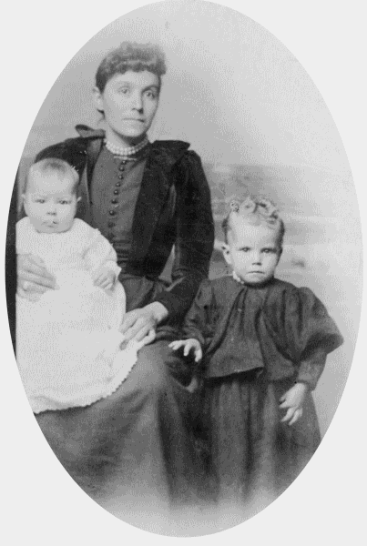 Ellen Willis with children.