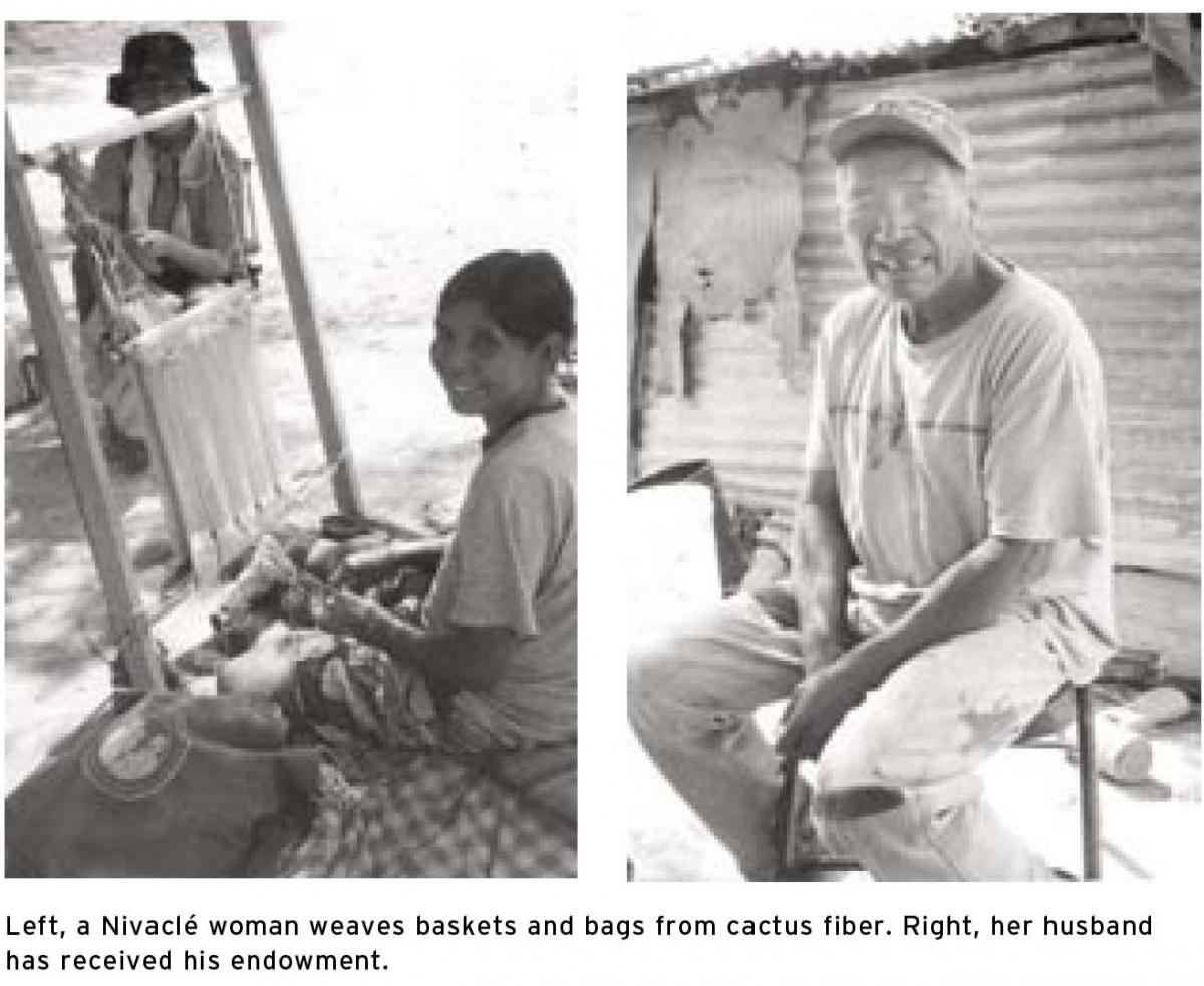 Nivacie woman weaves basket