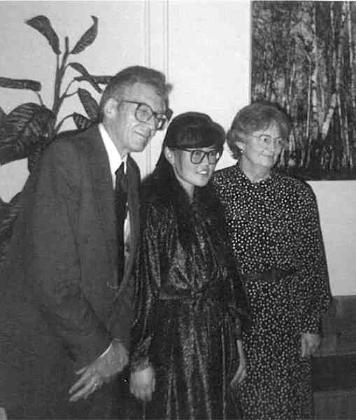 photo of the harpers with sylvia