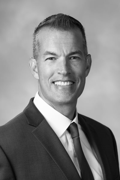 portrait of loren d marks